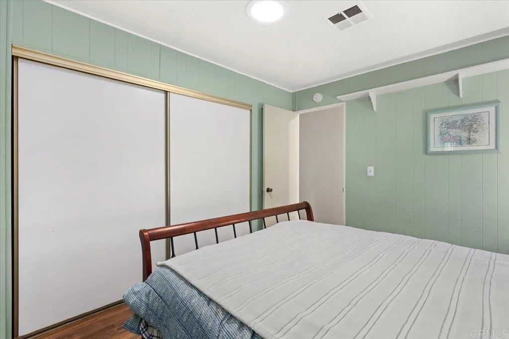https://cdn.realtyfeed.com/cdn/127/306390102/a70184bafd82443ffa318a0f6611ea6b.webp