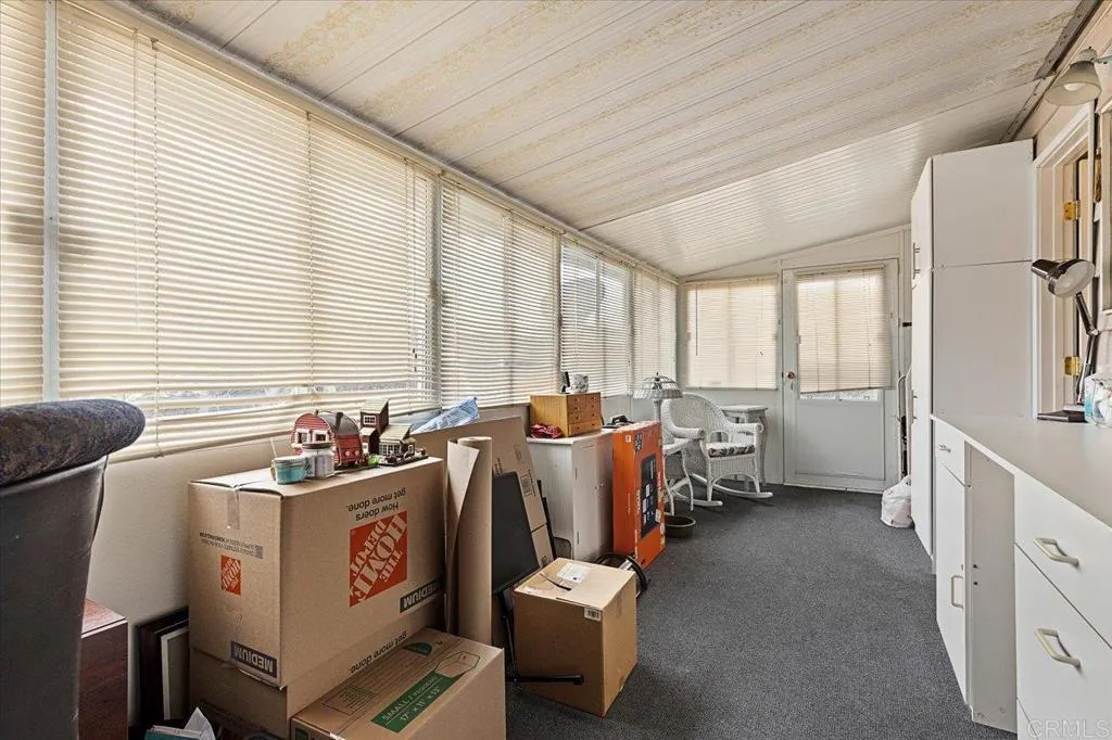 https://cdn.realtyfeed.com/cdn/127/306390102/c7291dd9ad67f6a215de3ecafa92cb4e.webp