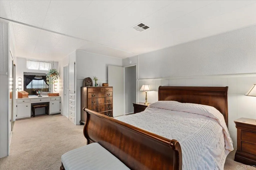https://cdn.realtyfeed.com/cdn/127/306390102/e2b0c68343e27f60f2cb517e1c936fa1.webp