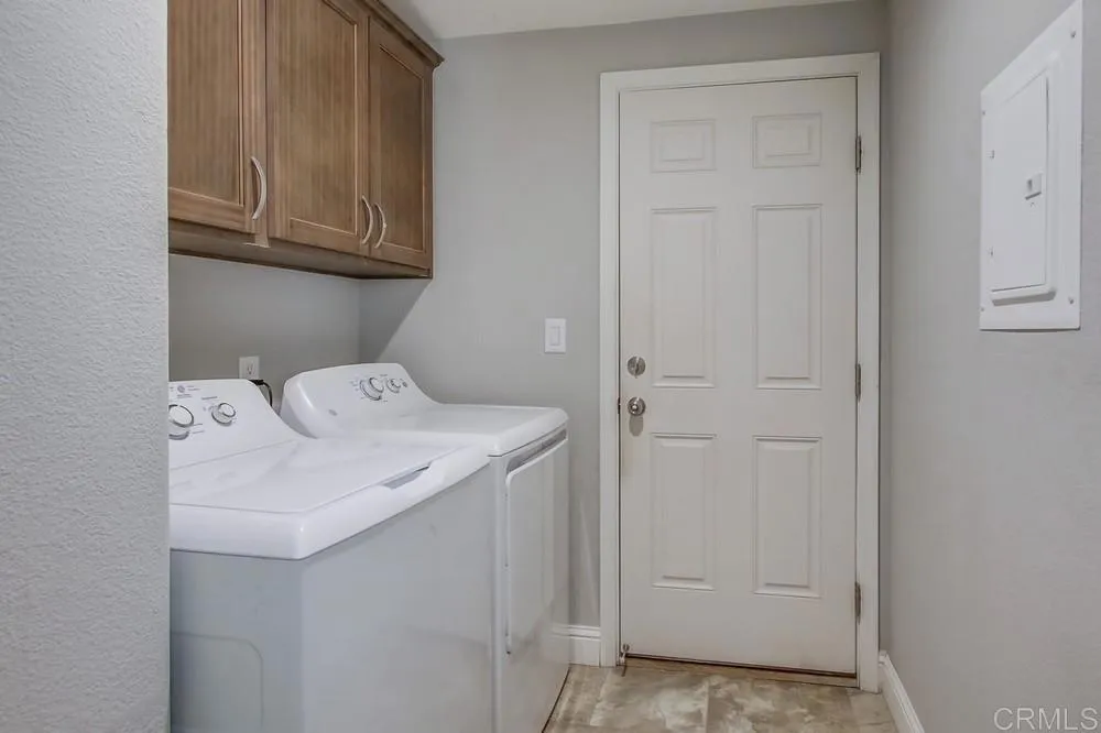 https://cdn.realtyfeed.com/cdn/127/306390103/bedacee666571030e289b7a156f7b540.webp