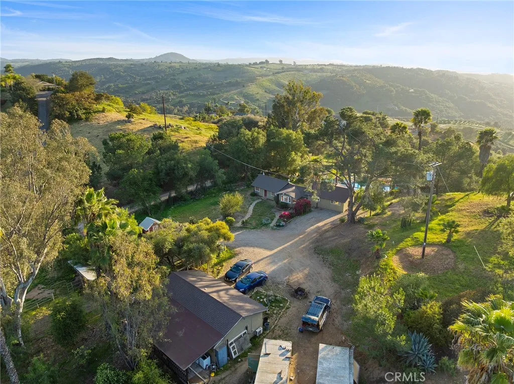 https://cdn.realtyfeed.com/cdn/127/306390511/0dec1d34bfc71d6660074866c51a45ba.webp