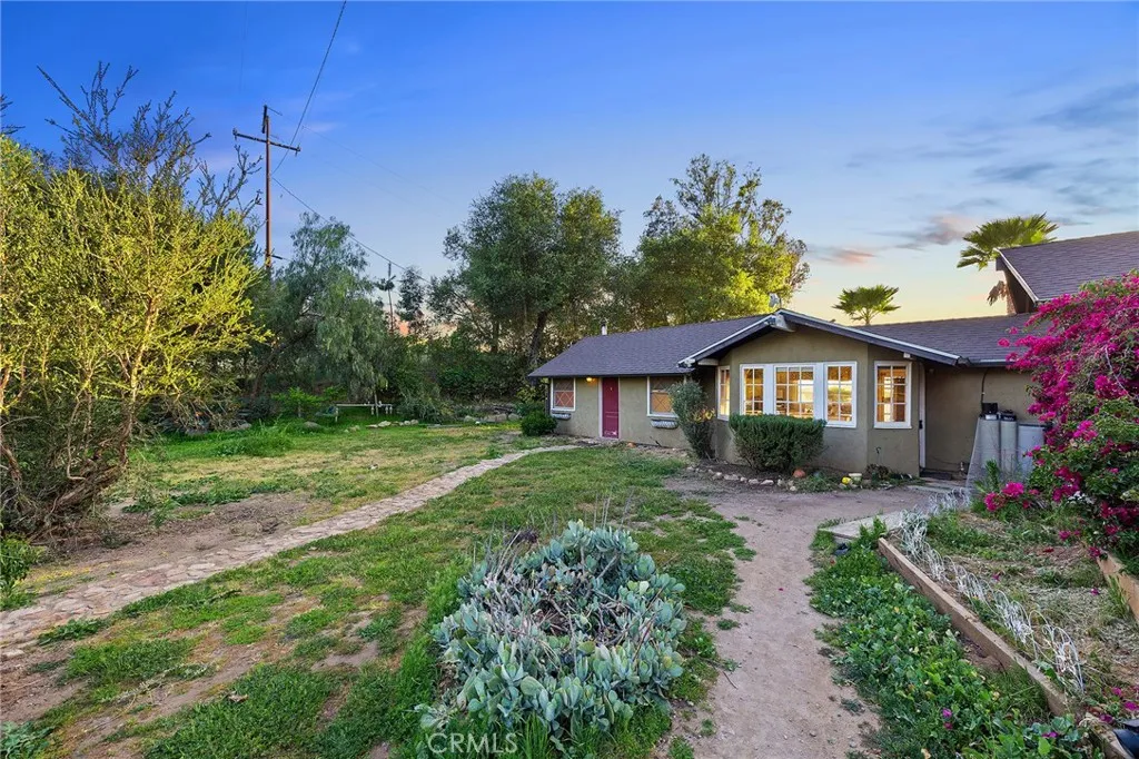 https://cdn.realtyfeed.com/cdn/127/306390511/2b9816e959298c3b1598b33cadd3d735.webp