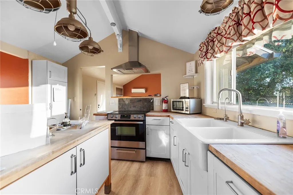 https://cdn.realtyfeed.com/cdn/127/306390511/3cbd503689e5b0b60cf4f6280d9ba2d1.webp