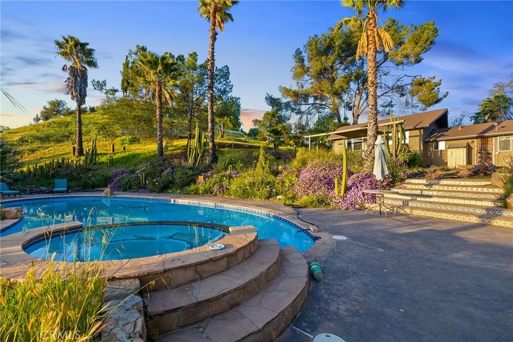 https://cdn.realtyfeed.com/cdn/127/306390511/5d45afb4203c59d465708a77f275f18d.webp