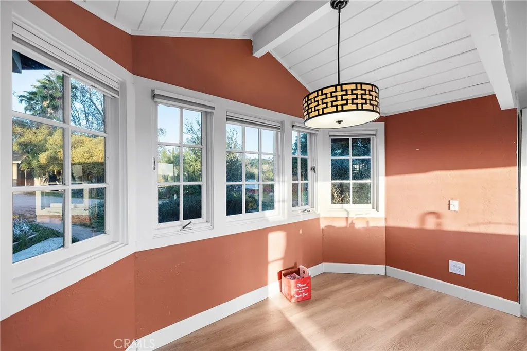 https://cdn.realtyfeed.com/cdn/127/306390511/ce10fe57e048ae6f15ad7a54097006ed.webp