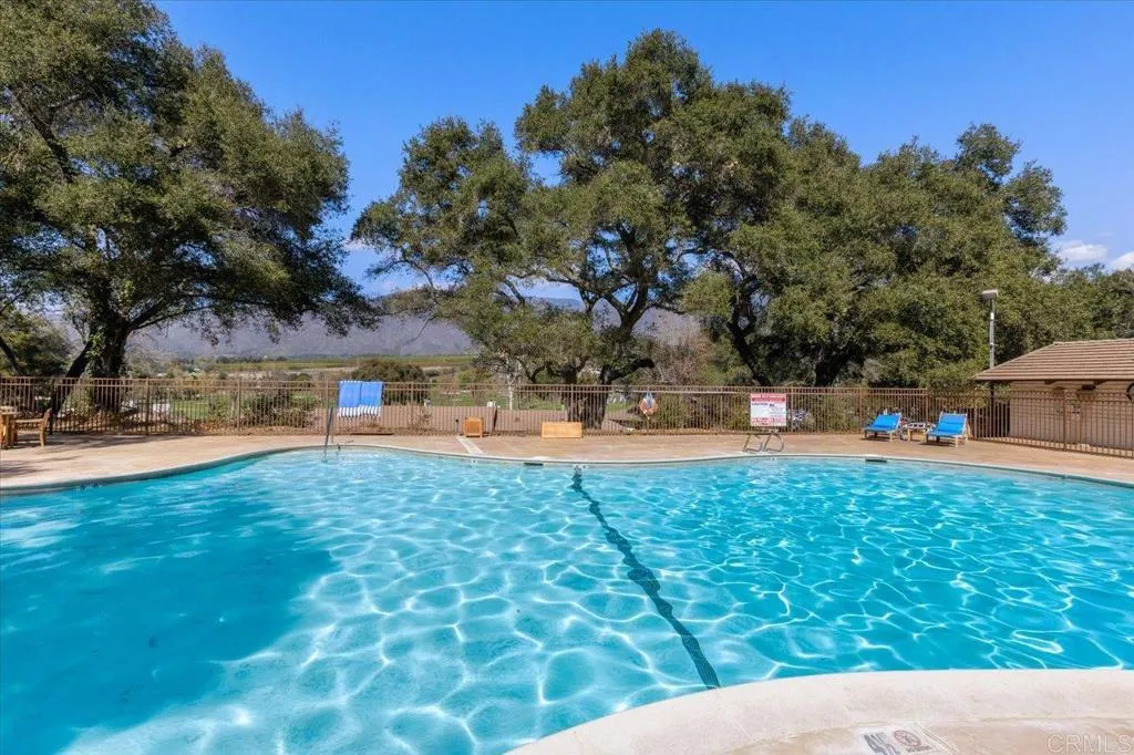 https://cdn.realtyfeed.com/cdn/127/306390539/4271b7564cda0bcd892c0740de264785.webp