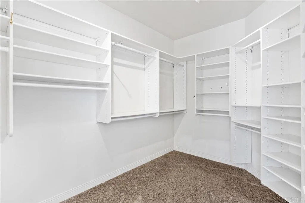 https://cdn.realtyfeed.com/cdn/127/306390539/51f4264a5a23b8927fc0a9d034c51496.webp