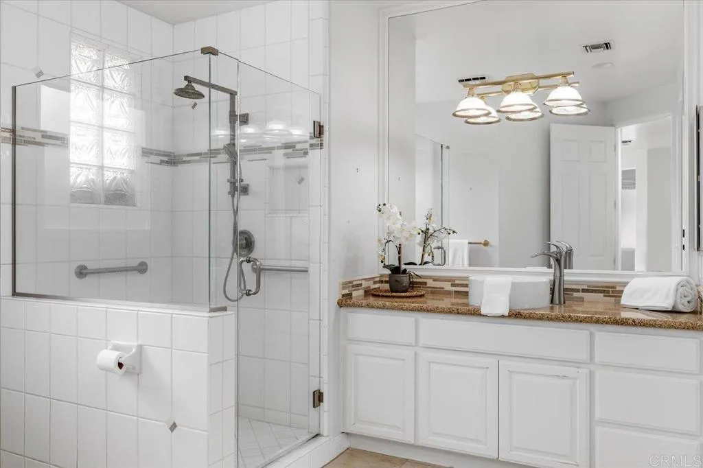 https://cdn.realtyfeed.com/cdn/127/306390539/8ef8eb573d3be582c0859b07fc4e4bd8.webp