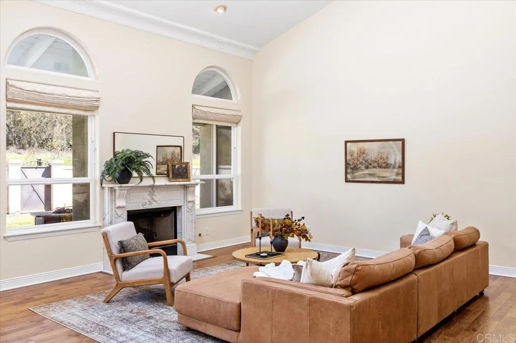 https://cdn.realtyfeed.com/cdn/127/306390539/a1bb32163f498e75587867dc8a982f37.webp