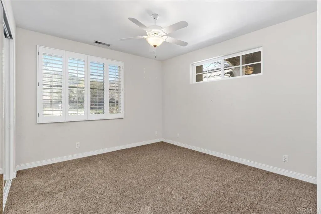 https://cdn.realtyfeed.com/cdn/127/306390539/a787436332c61aeb33aaececbe5ef1f8.webp