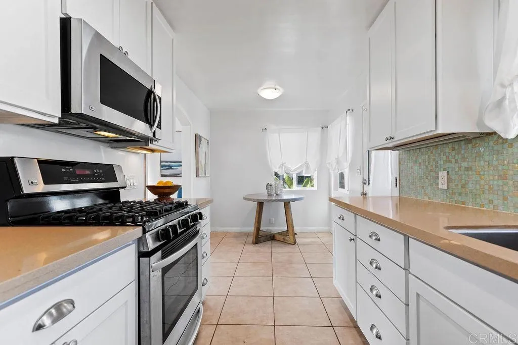 https://cdn.realtyfeed.com/cdn/127/306391178/7575f01432b07221019807ff806bda49.webp
