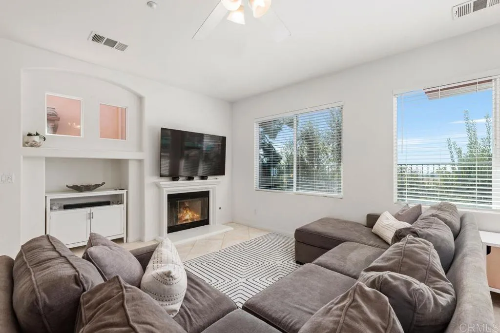 Photo #4: NDP2502576 Listing 