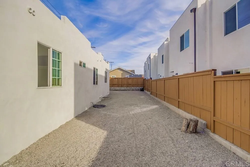 https://cdn.realtyfeed.com/cdn/127/306391349/4a75491ebdb0b1f29ba211e1edb736b7.webp