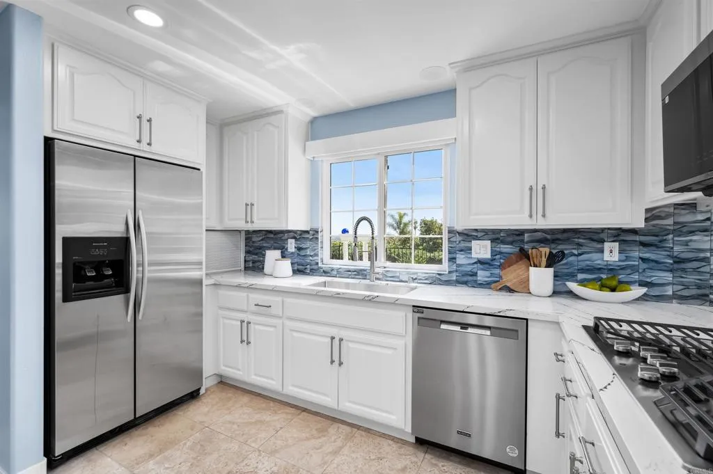 https://cdn.realtyfeed.com/cdn/127/306391375/1ee23fa2199a7853fe2057ad23e7f439.webp