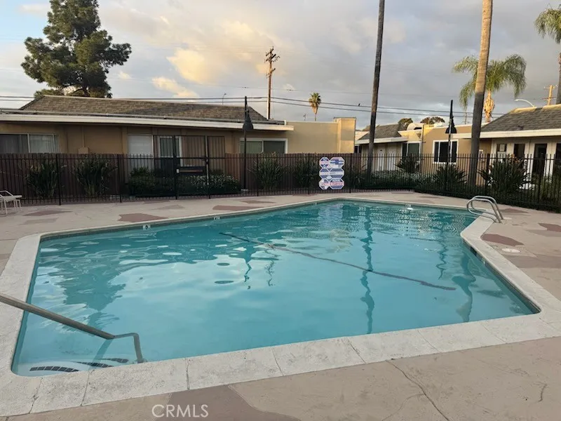 Photo #3: SW25060030 Listing 