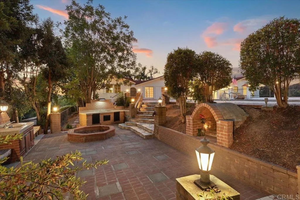 https://cdn.realtyfeed.com/cdn/127/306391600/4b5191e35bebbb350295f771b0a6ec85.webp