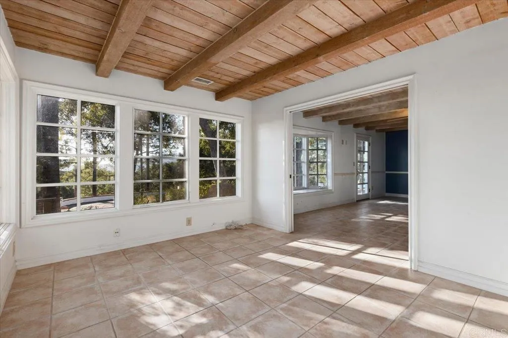 https://cdn.realtyfeed.com/cdn/127/306391600/9af9f0ad456e4f55b6c9a71dad1a4782.webp