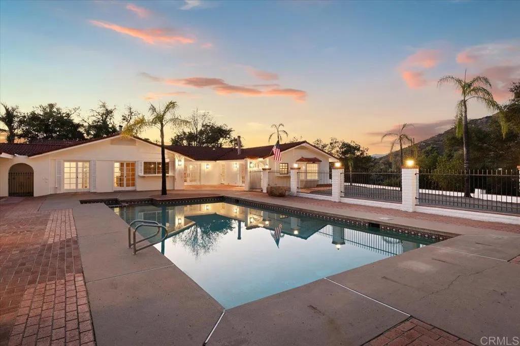 https://cdn.realtyfeed.com/cdn/127/306391600/a19a75d53fc3871e217efb84d914f199.webp