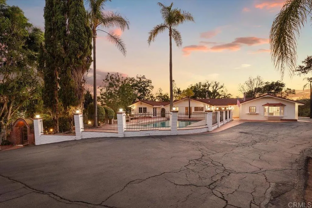 https://cdn.realtyfeed.com/cdn/127/306391600/f596a188b32e626e82372fb552f5ff34.webp