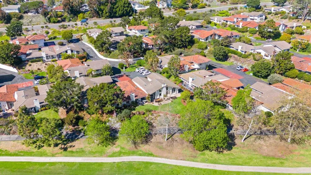 https://cdn.realtyfeed.com/cdn/127/306391988/34c509f7f704be709c6b47d97f57744c.webp