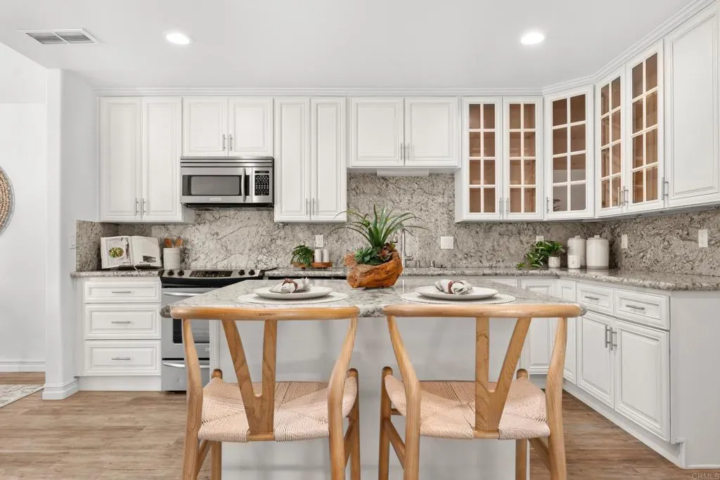 https://cdn.realtyfeed.com/cdn/127/306391988/9b52e62110c2e8578eb4ad72bff40d9c.webp