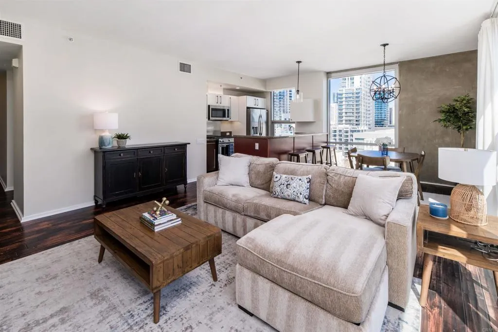 Photo #6: NDP2502621 Listing 