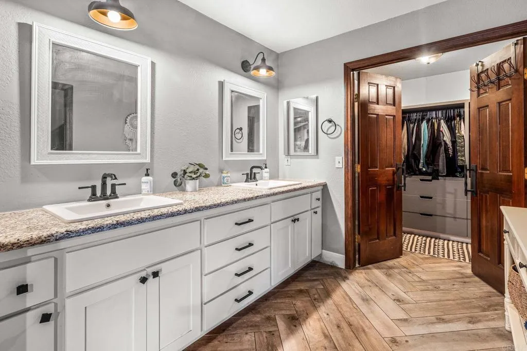 https://cdn.realtyfeed.com/cdn/127/306392429/257a51a547a89d6ae5ac63388b4b7056.webp