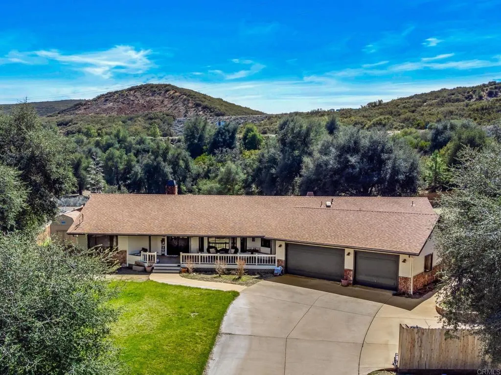 https://cdn.realtyfeed.com/cdn/127/306392429/b2f49deb00a060a0271df69cabbc7e44.webp
