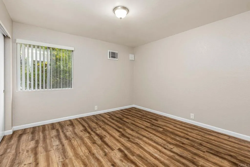 https://cdn.realtyfeed.com/cdn/127/306392459/0faa98cbcd3a35d700d7b108520db92e.webp