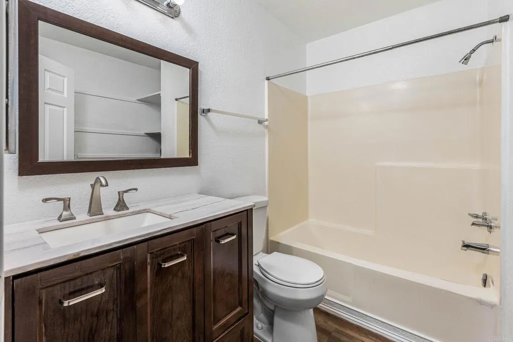 https://cdn.realtyfeed.com/cdn/127/306392459/6667d883eee452fd85f002f1af34b8fb.webp