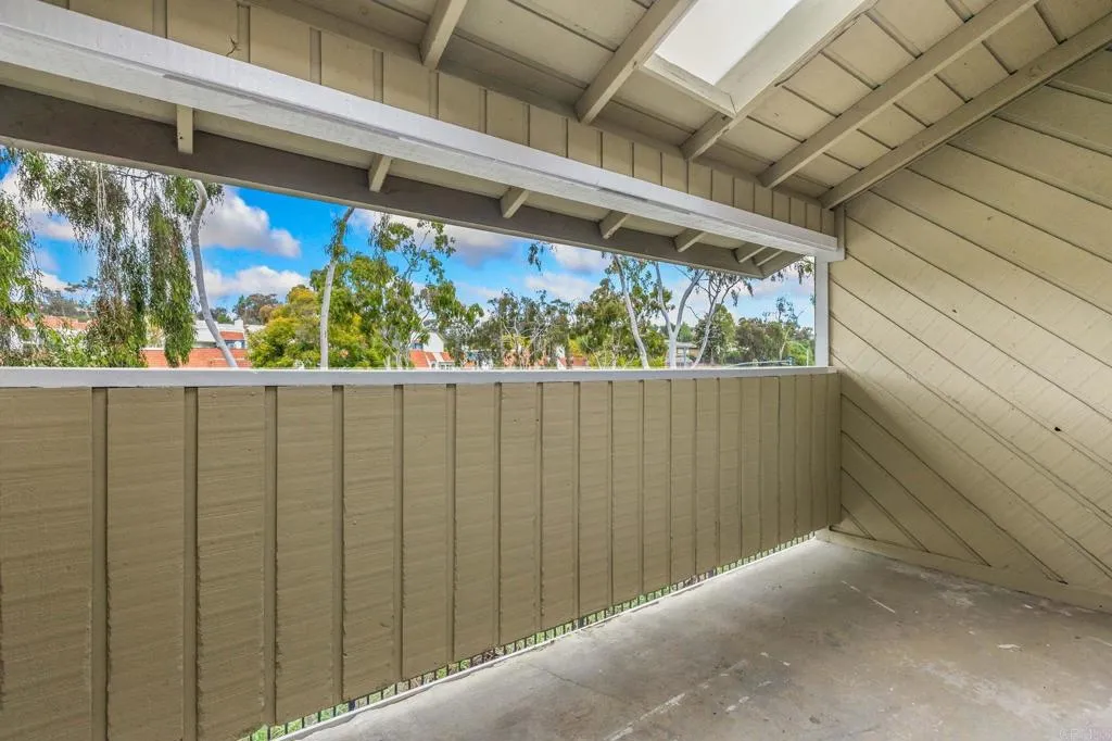 https://cdn.realtyfeed.com/cdn/127/306392459/e52a5ea59e765ec2fc5e5523a7aff397.webp