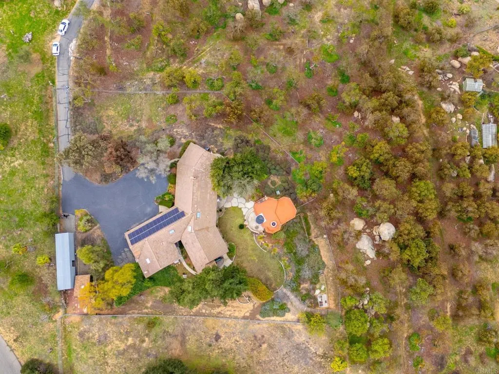 https://cdn.realtyfeed.com/cdn/127/306392571/5ffa82106e958b86c39162b1bed95168.webp