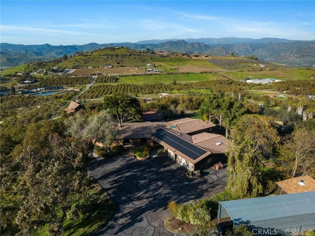 https://cdn.realtyfeed.com/cdn/127/306392571/6649cf6d536e6d2aa135a6adb77c8d32.webp