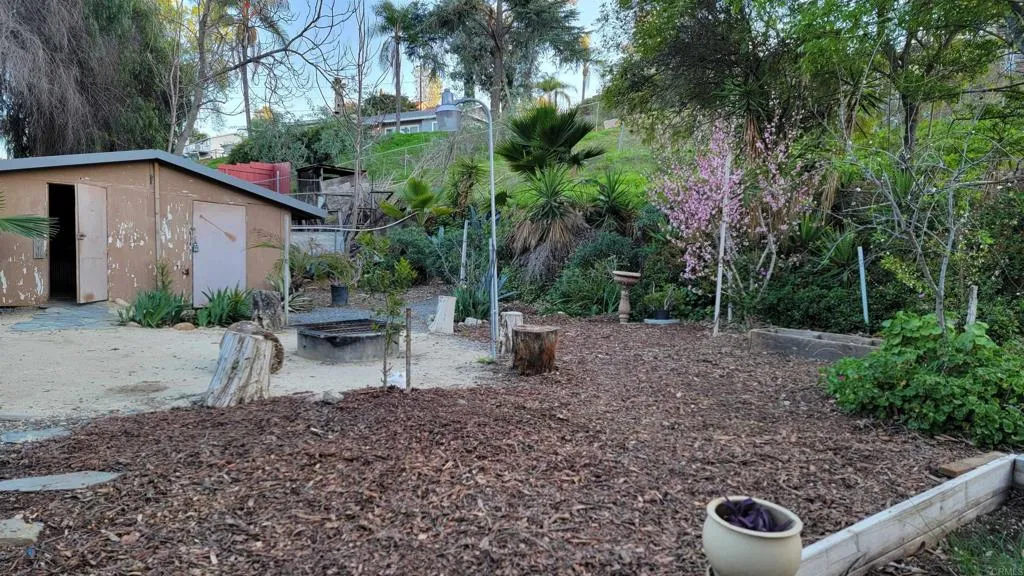 https://cdn.realtyfeed.com/cdn/127/306392786/10bfa2b94c0b042ba7c4a765ecce9be5.webp