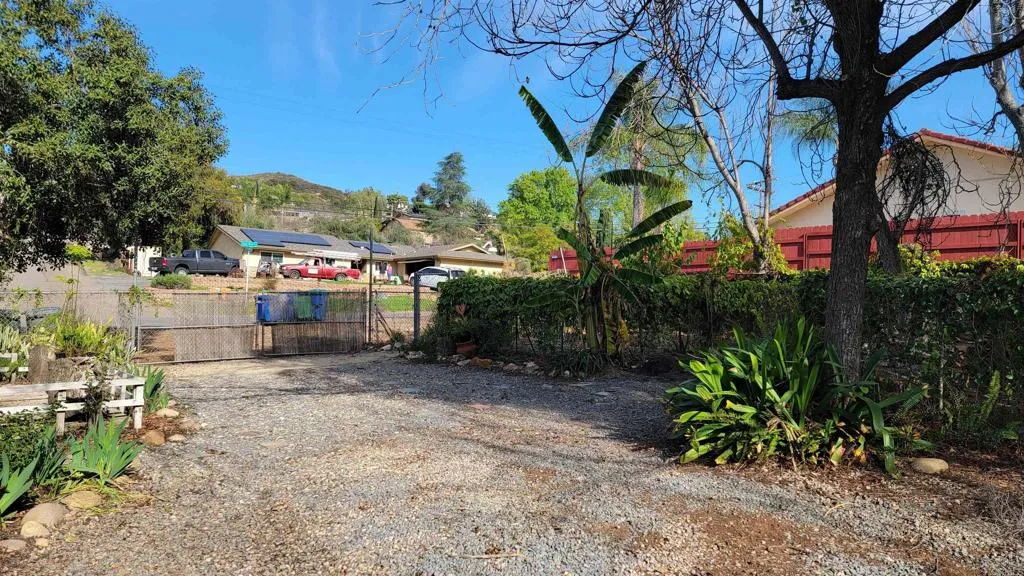 https://cdn.realtyfeed.com/cdn/127/306392786/b3b84c46bdeca309d373e9fd5989fd3b.webp