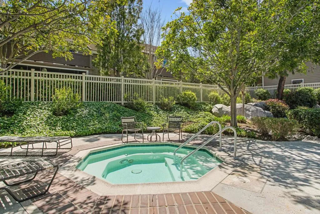 https://cdn.realtyfeed.com/cdn/127/306393435/7b314dc5e4cffcfbb2b0874307639aff.webp