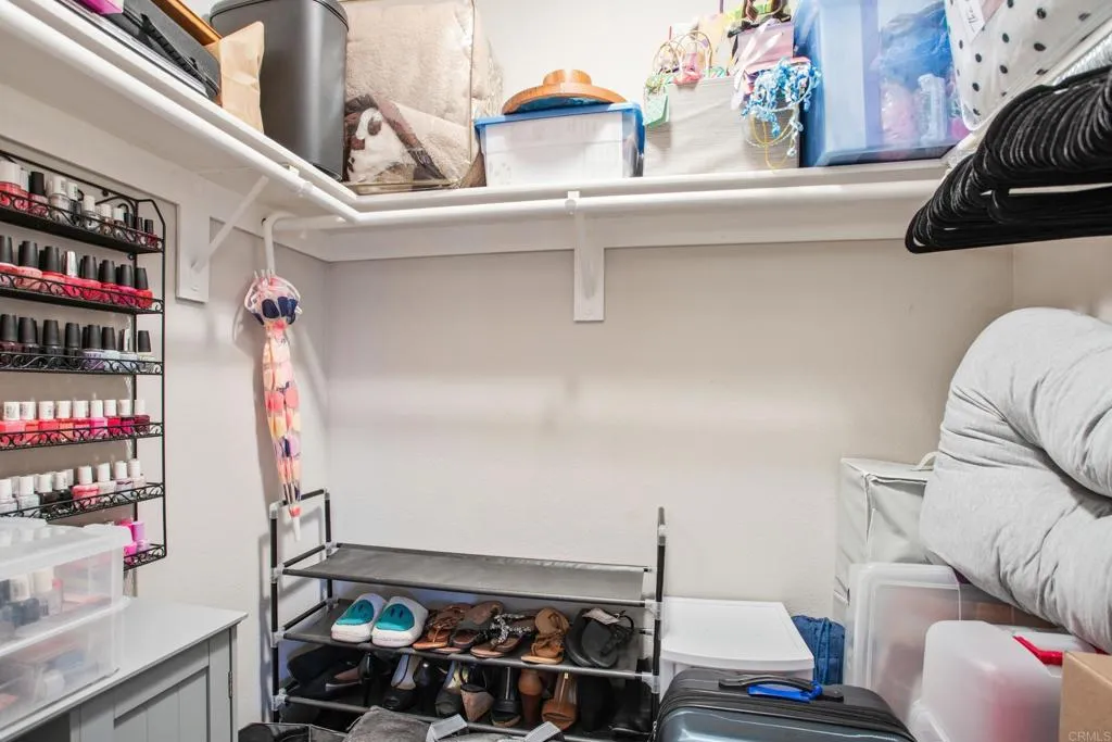 https://cdn.realtyfeed.com/cdn/127/306393435/8a05f83d358a74c524562884bbd31151.webp