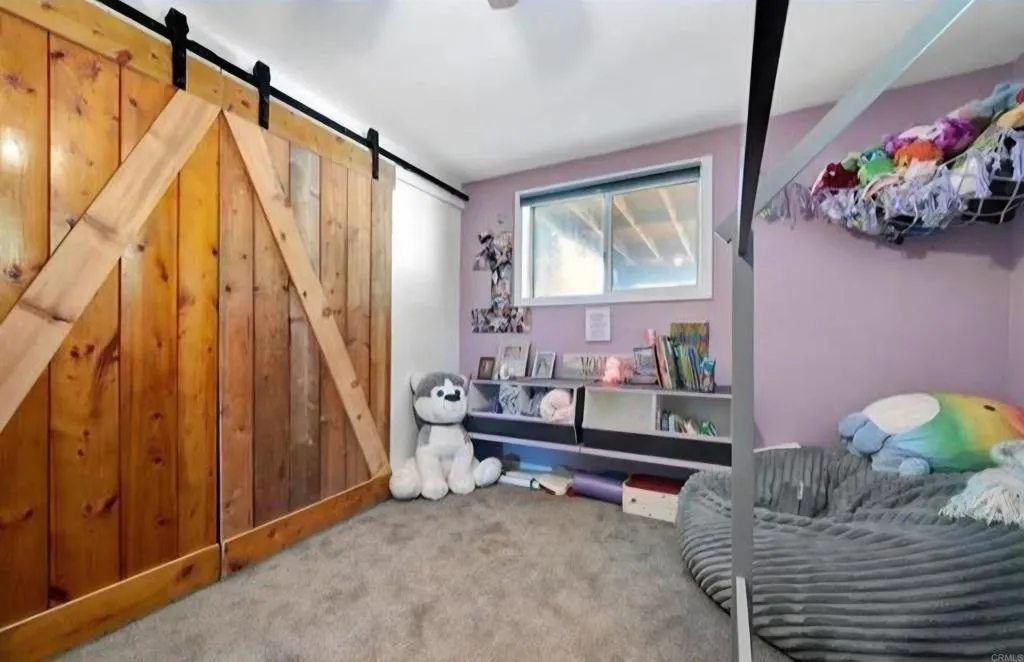 https://cdn.realtyfeed.com/cdn/127/306393656/688ee73ccf42216f9c58c0885dfdba48.webp