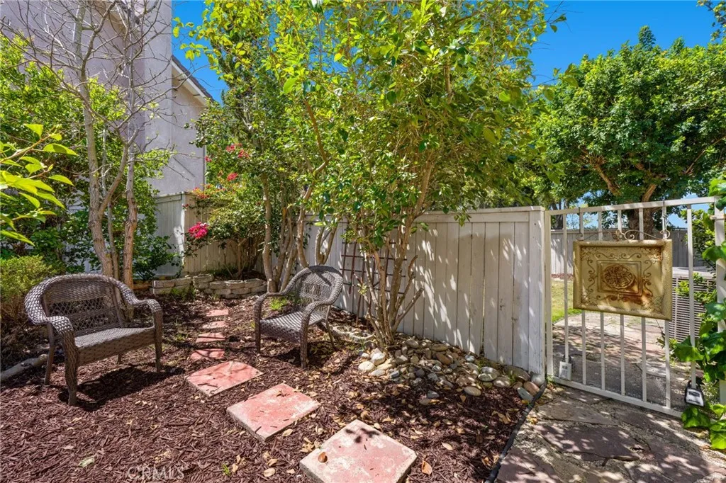 https://cdn.realtyfeed.com/cdn/127/306393709/017f8f8df19510dd3884c2b4626663af.webp