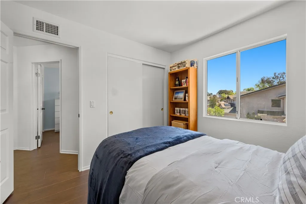 https://cdn.realtyfeed.com/cdn/127/306393709/0c150bee86c6adc78a1da22165a4a6db.webp
