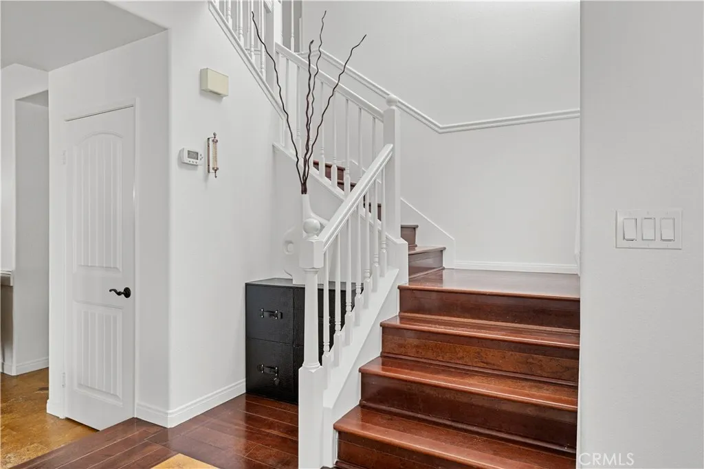 https://cdn.realtyfeed.com/cdn/127/306393709/8811645c0d4c8ec7837040876432afab.webp