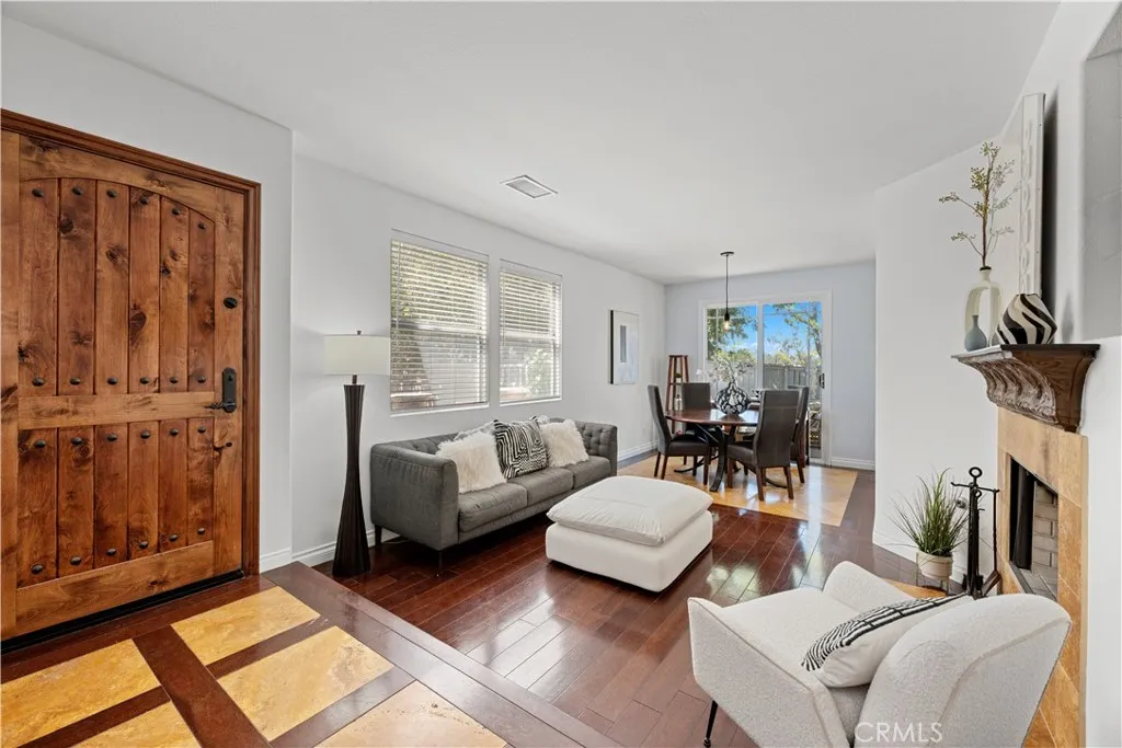 https://cdn.realtyfeed.com/cdn/127/306393709/fee4b826b8969deb49b554f24eae1e7d.webp