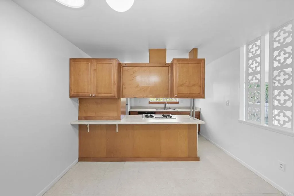 https://cdn.realtyfeed.com/cdn/127/306393835/92e0c4135ce20d9ff2fe9678afd63319.webp