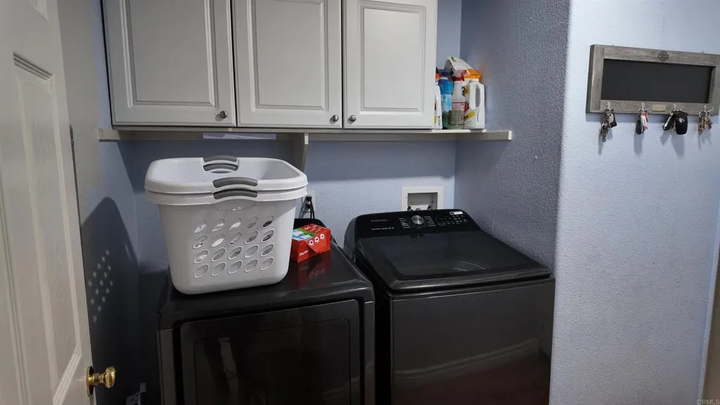 https://cdn.realtyfeed.com/cdn/127/306393899/cfb3ed7e97baec4385cf7b742a67af91.webp