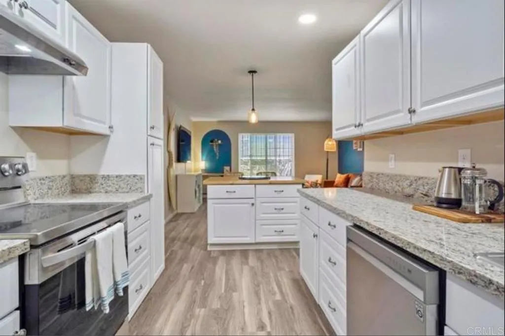 https://cdn.realtyfeed.com/cdn/127/306394059/2cf6039188a253a91ee264fe12b86084.webp