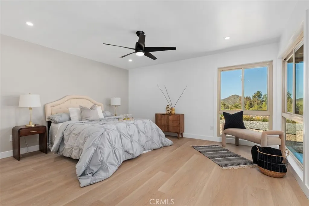 https://cdn.realtyfeed.com/cdn/127/306394149/b8c752a28ad1b99f6f763b0573724a12.webp