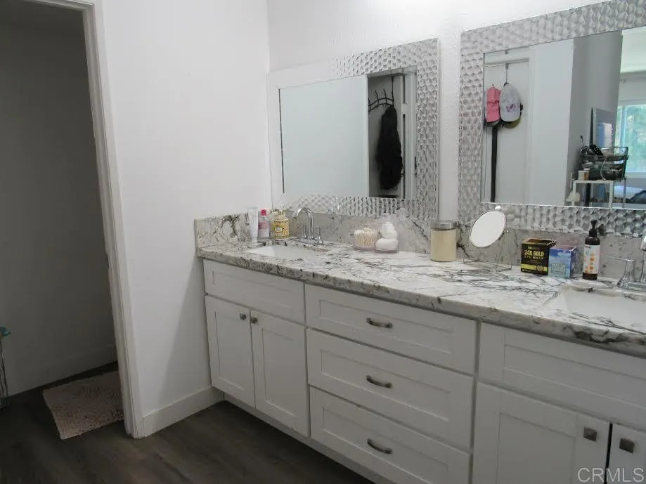 Photo #8: PTP2502083 Listing: Photo #8