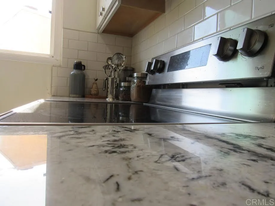 Photo #6: PTP2502083 Listing 