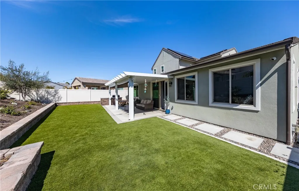 https://cdn.realtyfeed.com/cdn/127/306394818/08bdf3c7327273900cddebeed8c16878.webp