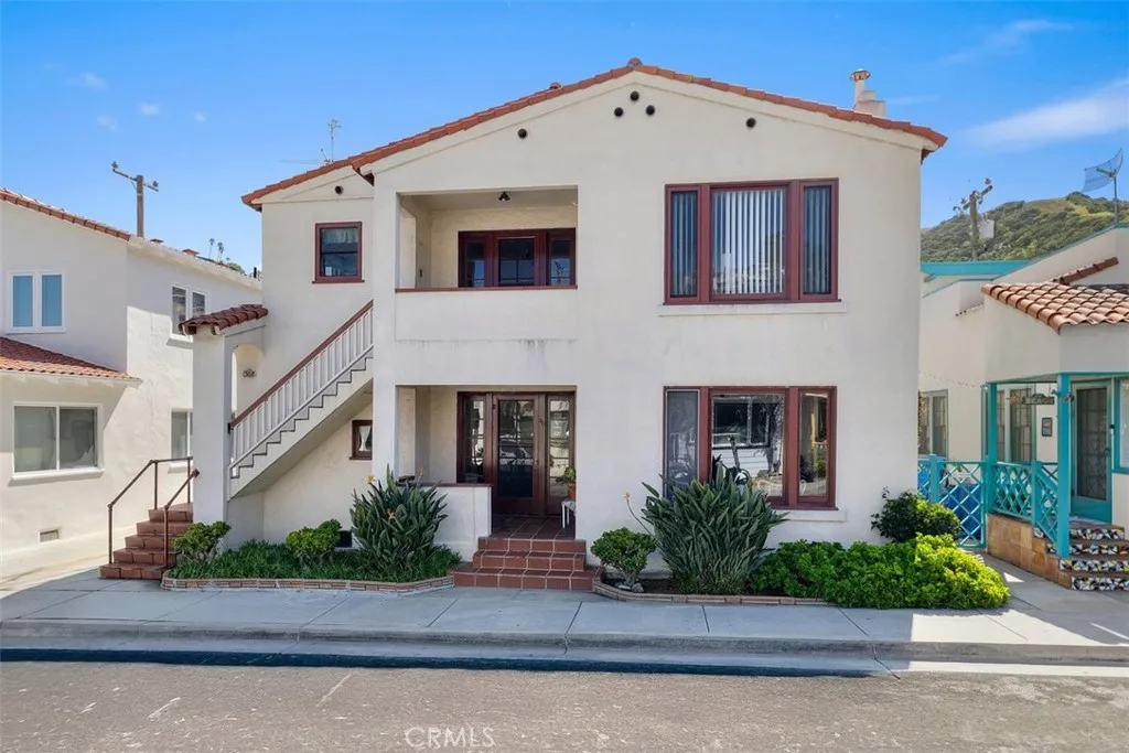 308 Catalina Avenue, Avalon, Ca 90704